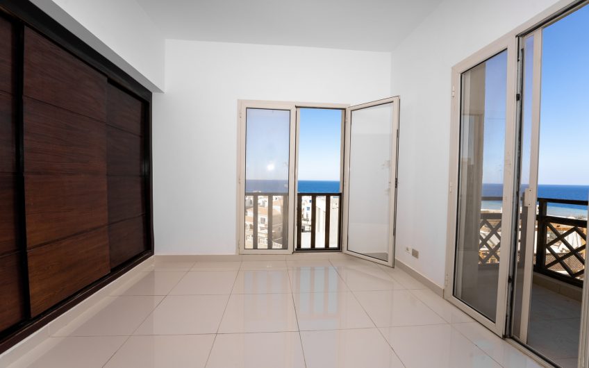 SHS-041 – 2 Bedroom Apartment with very spacious roof terrace