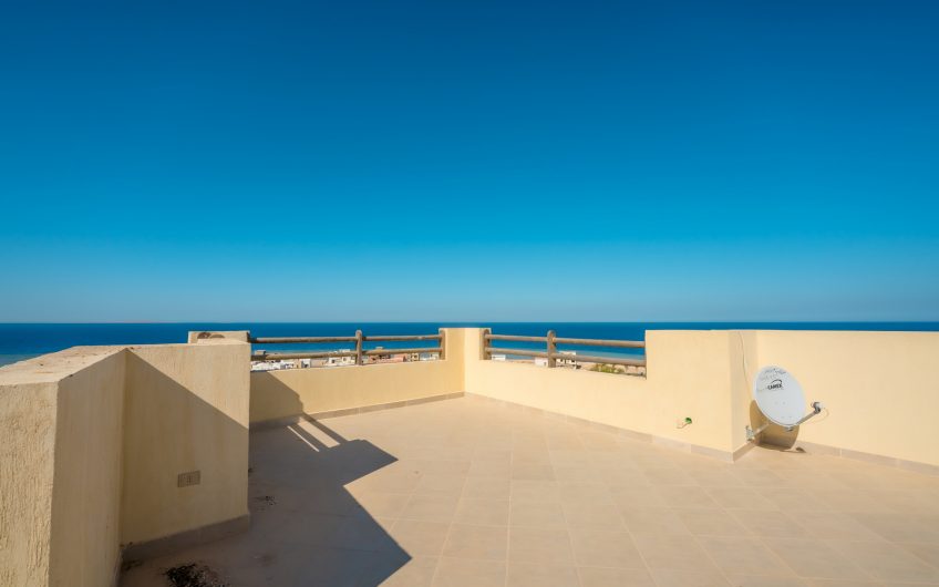 SHS-041 – 2 Bedroom Apartment with very spacious roof terrace