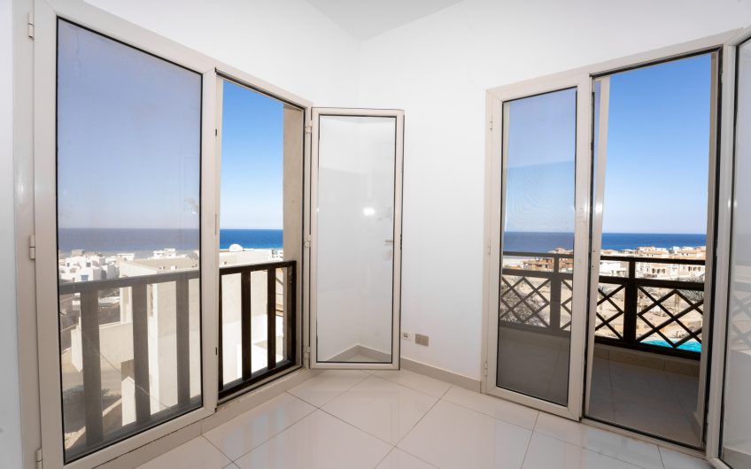 SHS-041 – 2 Bedroom Apartment with very spacious roof terrace