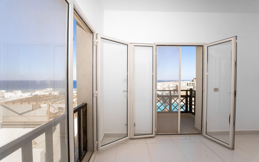 SHS-041 – 2 Bedroom Apartment with very spacious roof terrace
