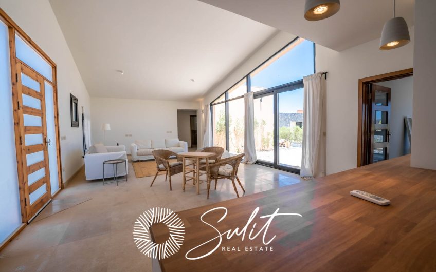 SHB-308 – Beautiful Three-bedroom standalone villa in Bay West, Soma Bay