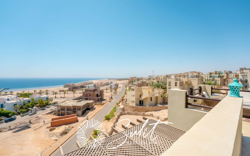 SHS-042 Sea View with Private Roof Apartment in Azzurra Sahl Hasheesh for Sale.