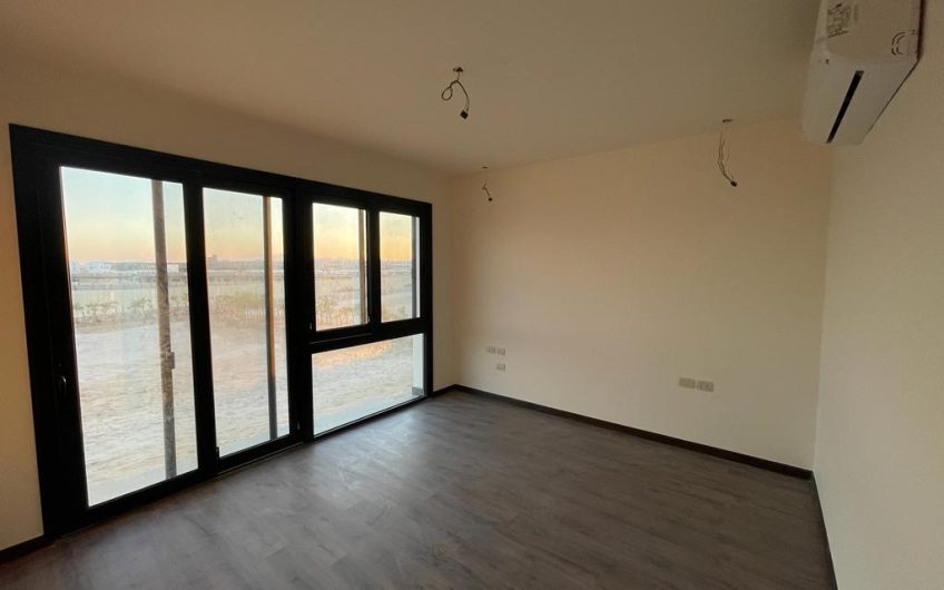 SHB-321 – First Row Three-bedroom Standalone Villa in Bay West, Soma Bay.