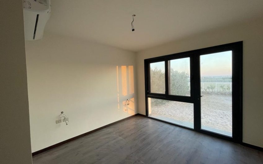 SHB-321 – First Row Three-bedroom Standalone Villa in Bay West, Soma Bay.